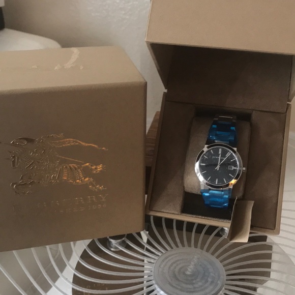 Burberry Accessories - Burberry Men’s bracelet watch